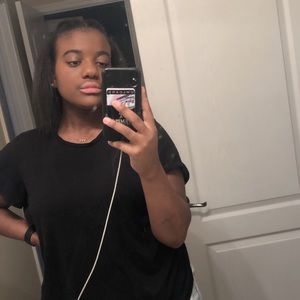 Meet your Posher, Raven